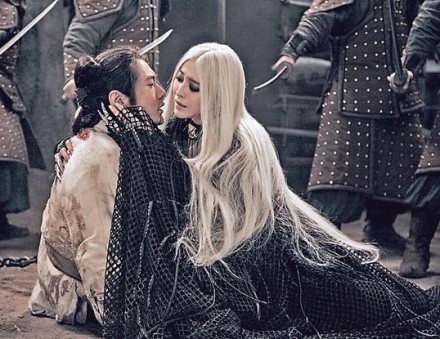 Belokosa veštica Mesečevog kraljevstva 白髮魔女傳之明月天國